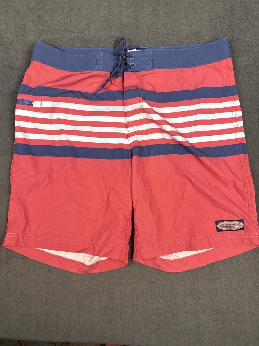 Vineyard Vines Striped Performance Board Shorts Size 35 VGUC